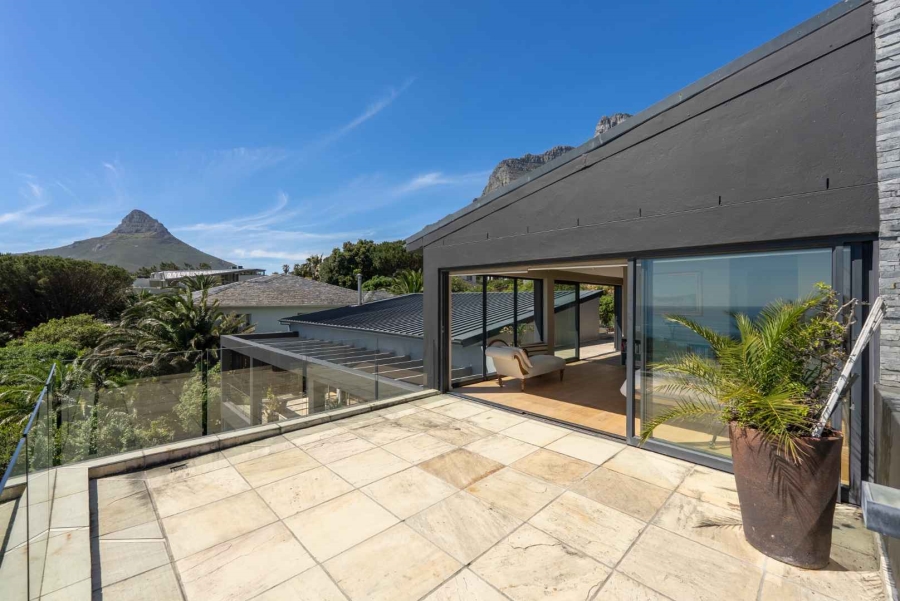 5 Bedroom Property for Sale in Camps Bay Western Cape